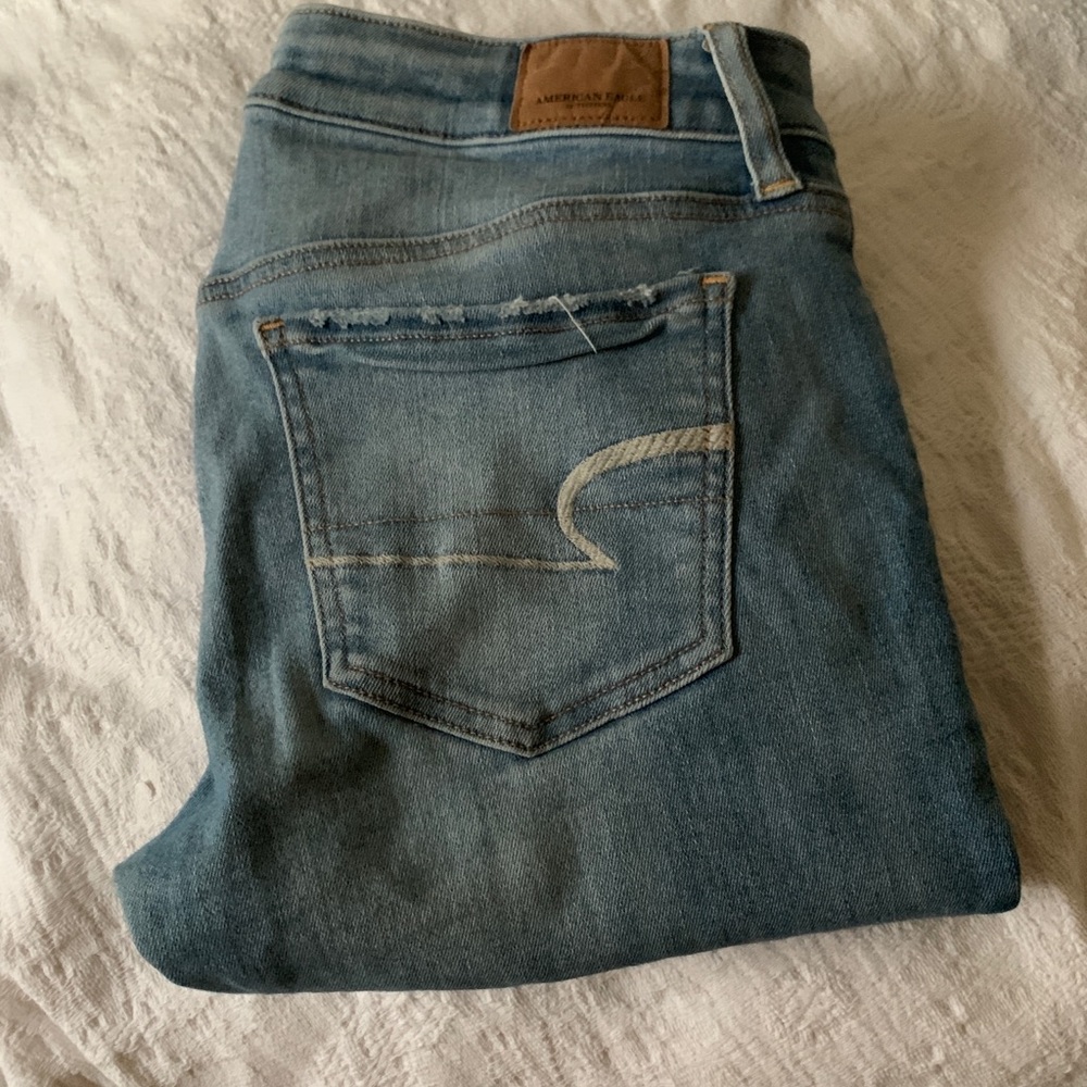 American Eagle Jeans (lightly worn)